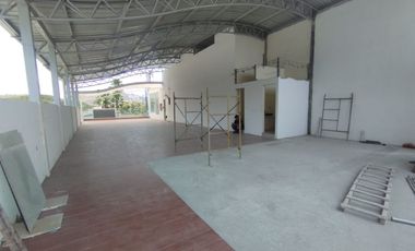 ALQUILER LOCAL COMERCIAL EN AV. VICTOR EMILIO ESTRADA (VIVI)