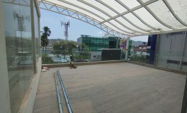 ALQUILER LOCAL COMERCIAL EN AV. VICTOR EMILIO ESTRADA (VIVI)