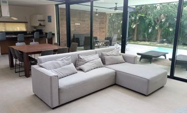 Fabulosa casa en venta, privada Oasis Yucatán Country Club