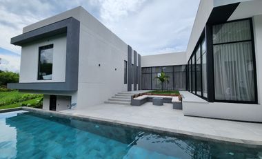 VENTA LUJOSA CASA EN CERRITOS PEREIRA