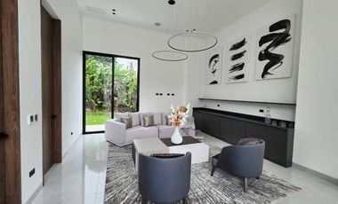 VENTA LUJOSA CASA EN CERRITOS PEREIRA