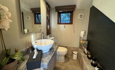 🍁 For Sale: 2-Storey House in Phuket Mansions, South Forbes, Cavite