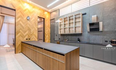 4-Bedroom 4BR House and Lot for Sale in Muntinlupa City at Ayala Alabang Village