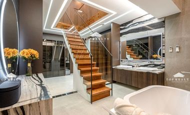 4-Bedroom 4BR House and Lot for Sale in Muntinlupa City at Ayala Alabang Village