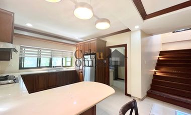 4 Bedroom House in Mactan Village for Rent
