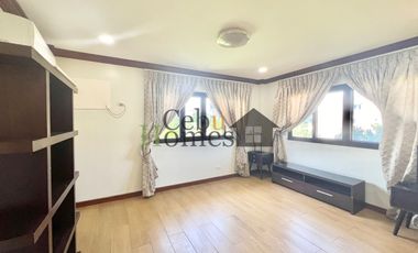 4 Bedroom House in Mactan Village for Rent