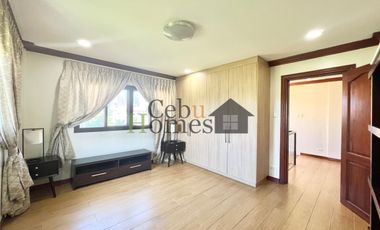 4 Bedroom House in Mactan Village for Rent