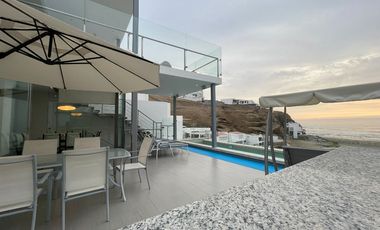 Preciosa Casa de Playa en Exclusiva Playa Privada de Asia - Misterio