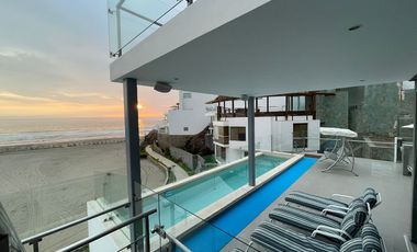 Preciosa Casa de Playa en Exclusiva Playa Privada de Asia - Misterio