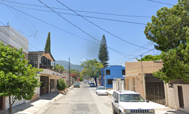 SE VENDE CASA