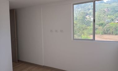 45804 Apartamento en arriendo en el sector La Mina