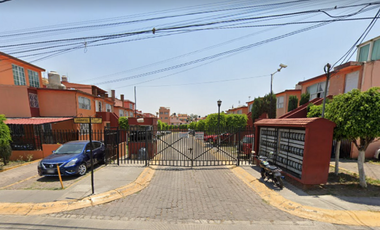 Casa Cuadruplex en Venta C. Cenzontles Parque Residencial Coacalco Méx../ Recuperacion Bancaria LAAB1