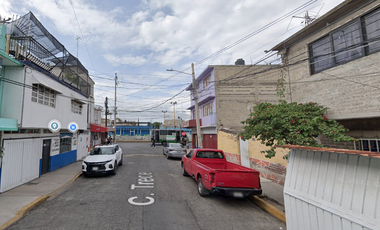 HERMOSA CASA PARA INVERTIR EN CIUDAD NEZAHUALCOYOTL