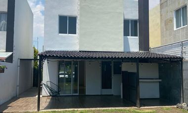 CASA EN RENTA FORESTA