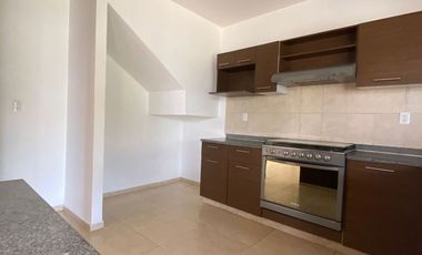 CASA EN RENTA FORESTA