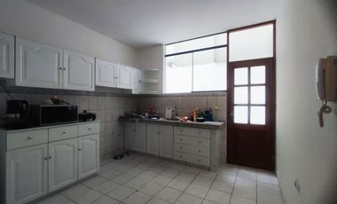 DEPARTAMENTO 1ER PISO EN VENTA 128 M2 URB. MAYORAZGO - ATE