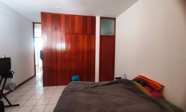 DEPARTAMENTO 1ER PISO EN VENTA 128 M2 URB. MAYORAZGO - ATE