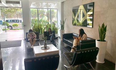 VENTA DE OFICINA 29 m² BARRANCO LIMITE MIRAFLORES, EDIFICIO EMPRESARIAL