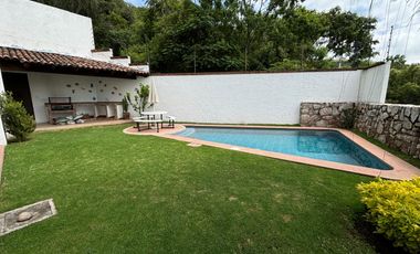 CASA EN VENTA RANCHO SAN DIEGO IXTAPAN DE LA SAL