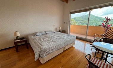 CASA EN VENTA RANCHO SAN DIEGO IXTAPAN DE LA SAL