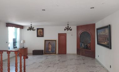 RENTA DE  CASA EN EL CENTRO DE QUERETARO