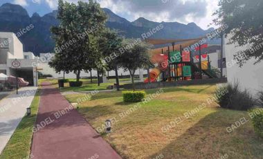 Casa en Renta puerta de hierro Linces Monterrey Nuevo León.