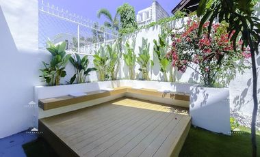 Multinational Village House for sale in Parañaque City at Multinational Village INCOME GENERATING!