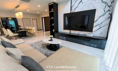 For Sale/Rent The City Bangna (new project) size L, large size, lots of usable space. Luxury detached house, new project, next to Mega-Bangna. near ma