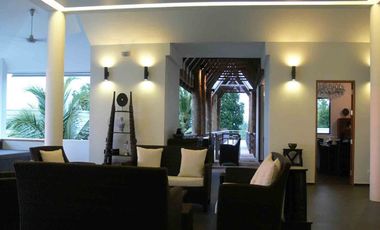 Luxury 5-Bedroom Villa on Impressive 25 Rai Oceanfront Plot