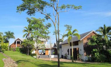 Luxury 5-Bedroom Villa on Impressive 25 Rai Oceanfront Plot