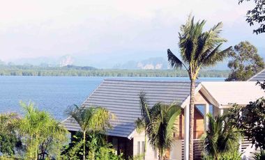Luxury 5-Bedroom Villa on Impressive 25 Rai Oceanfront Plot