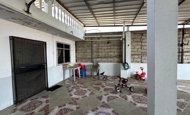 casa comercial de venta en manta zona norte