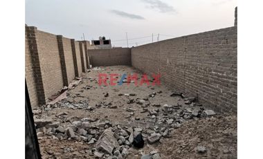 Terreno En Venta En La Villa Costanera Huanchaco 123.2 M2
