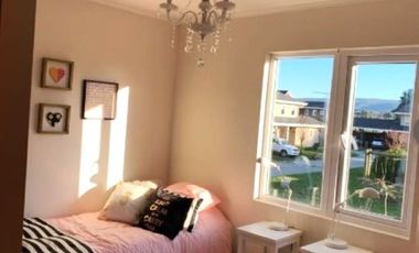 Hermosa casa en Condominio El Bayo $ 350.000----.
