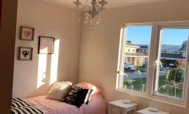 Hermosa casa en Condominio El Bayo $ 350.000----.