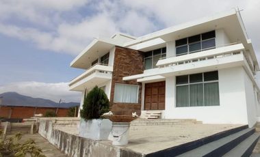terreno con construccion alquiler en montecristi