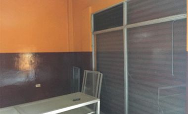 terreno con construccion alquiler en montecristi