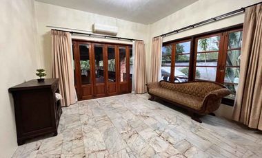 Four-Bedroom Villa Estate on 4.5 Rai Grounds