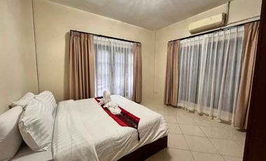 Four-Bedroom Villa Estate on 4.5 Rai Grounds