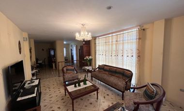 casa de venta en manta zona centro