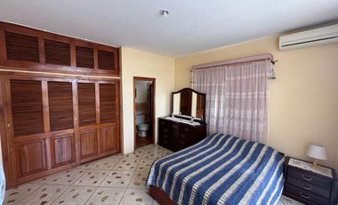 casa de venta en manta zona centro