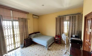 casa de venta en manta zona centro