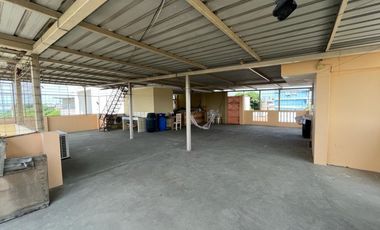 casa de venta en manta zona centro