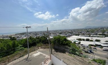 casa de venta en manta zona centro