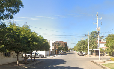 SE VENDE TERRENO / COOPROPIEDAD 50%