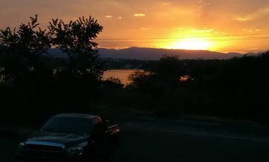 TERRENO EN EL LAGO DE TEQUESQUITENGO