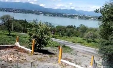 TERRENO EN EL LAGO DE TEQUESQUITENGO
