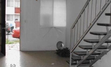 Venta casa Duplex 2 recamaras Ancón del Huajuco Monterrey N.L.