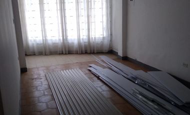 VENDO CASA DE DOS PLANTAS EN EL BARRIO SAN VICENTE NORTE, CALI, VALLE