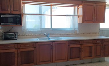 Casa en Venta Esquina en Jardines del Bosque con Excelente Ubicación